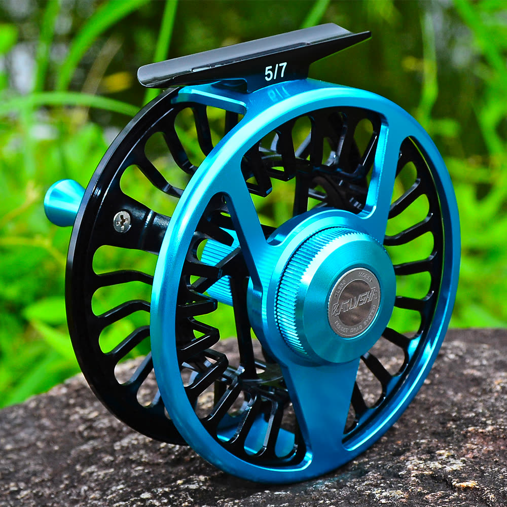 KATYUSHA FR05 Fly Fishing Reel 5/ 7 7/ 9 9/ 10 Full Metal CNC - in the field