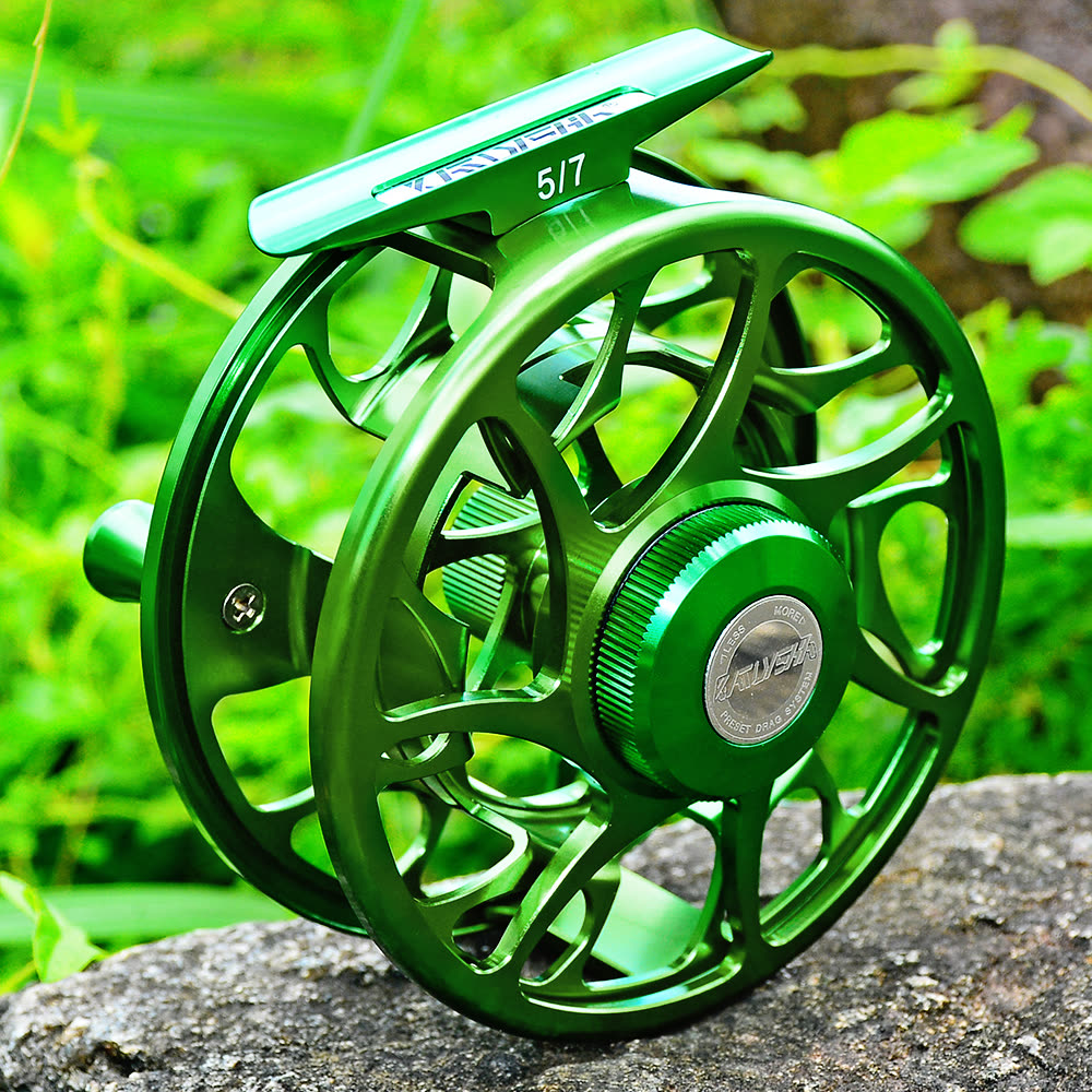KATYUSHA FR06 Fly Fishing Reel 5/ 7 7/ 9 9/ 10 Full Metal CNC - in the field