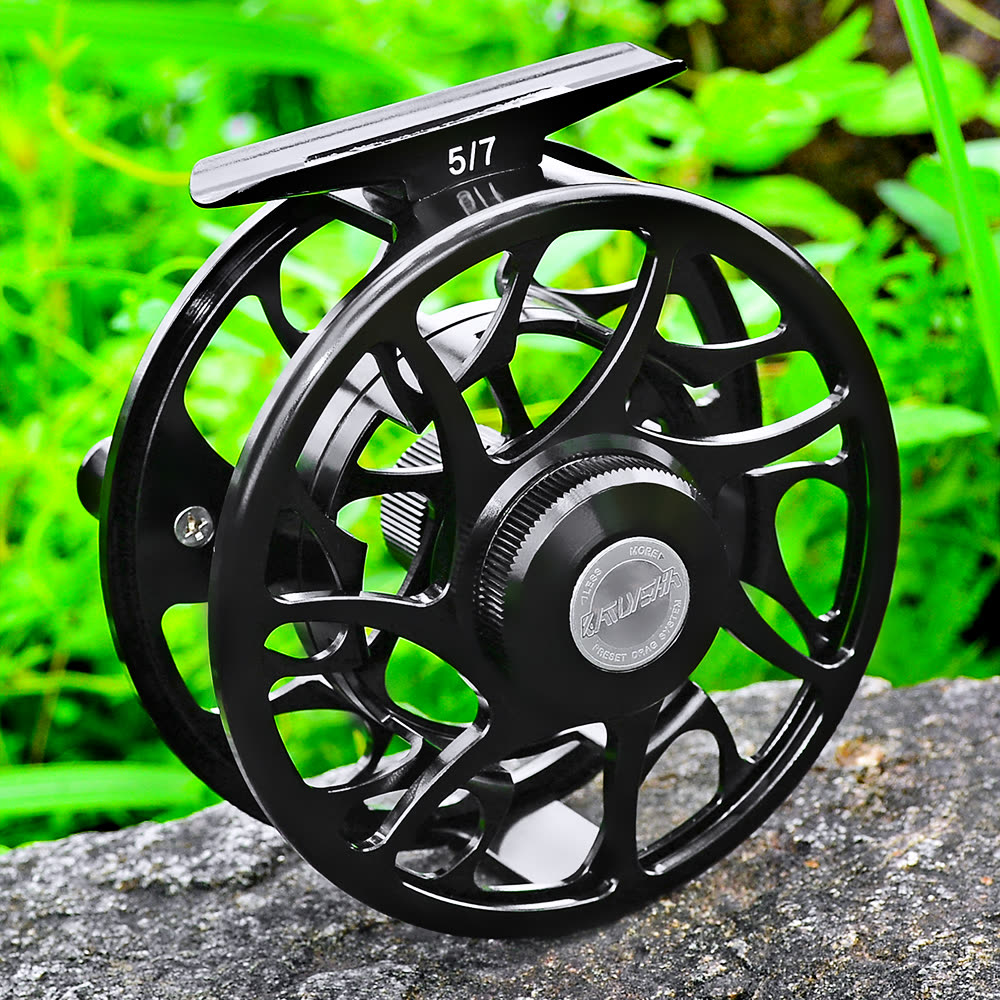 KATYUSHA FR06 Fly Fishing Reel 5/ 7 7/ 9 9/ 10 Full Metal CNC - in the field