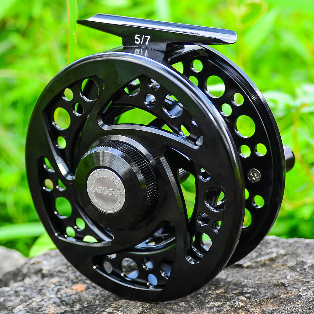 KATYUSHA FR07 Fly Fishing Reel 5/ 7 7/ 9 9/ 10 Full Metal CNC - in the field