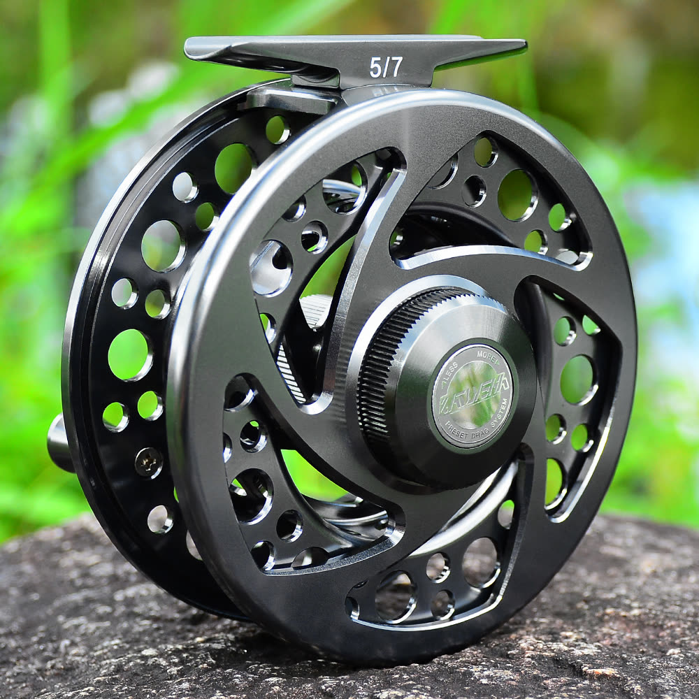 KATYUSHA FR07 Fly Fishing Reel 5/ 7 7/ 9 9/ 10 Full Metal CNC - in the field